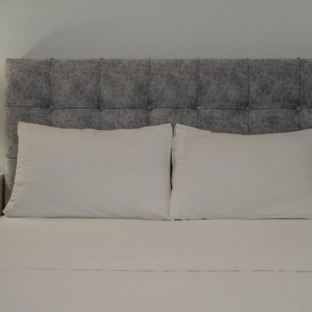 Comfy Apt Next To Metro Atenas Exterior foto