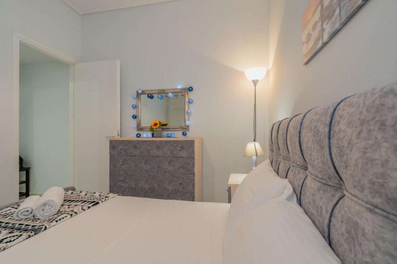Comfy Apt Next To Metro Atenas Exterior foto